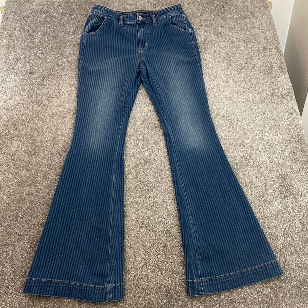 Miss Me Jeans Womens 31 x 34 High Rise Flare Retro Boho Western Pinstripe Denim